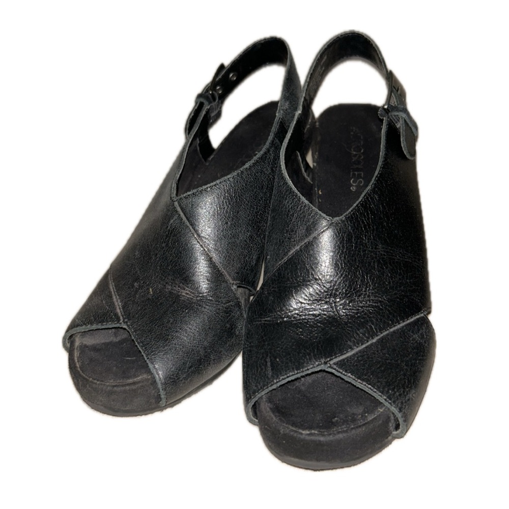 AEROSOLES Black Wedge Sandals